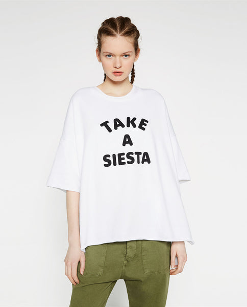 OVERSIZED TEXT PRINT SWEATSHIRT