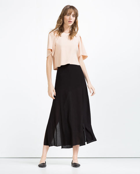 CROPPED TOP WITH PLEAT DETAIL