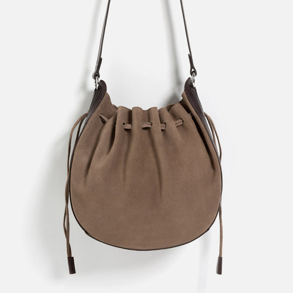 LEATHER BUCKET BAG WITH SIDE STRAP