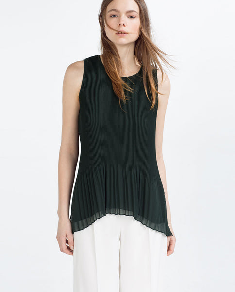 ASYMMETRIC PLEATED TOP