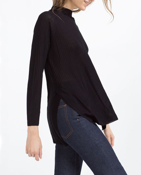 RIBBED SWEATER