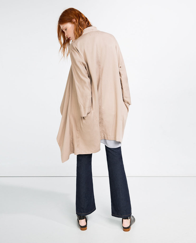 FLOWING TRENCH COAT