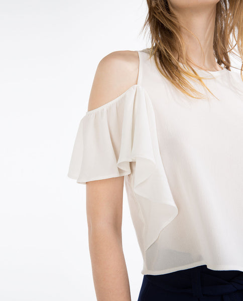 RUFFLE TOP