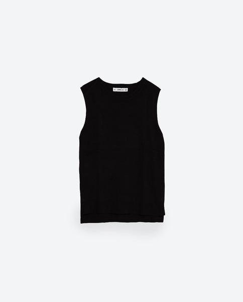 SLEEVELESS TOP