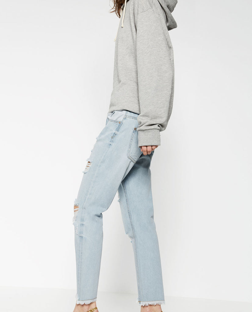 RELAXED FIT MID-RISE JEANS