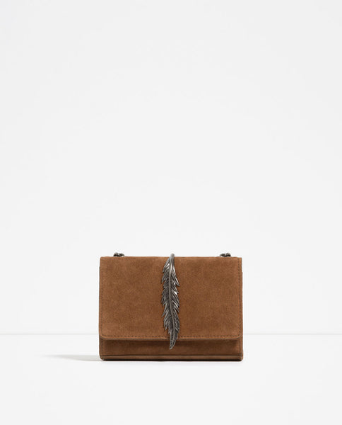 LEATHER CROSS BODY BAG WITH METAL DETAIL